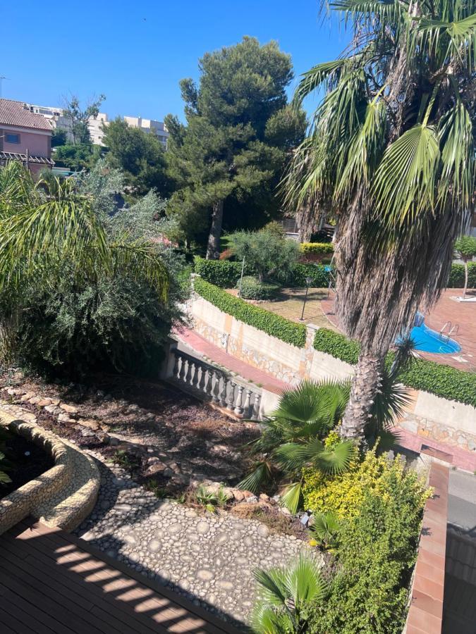 Willa Con Piscina El Vendrell Kültér fotó