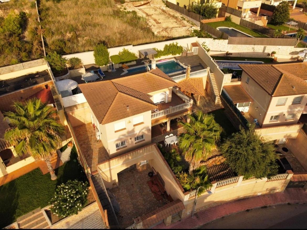 Willa Con Piscina El Vendrell Kültér fotó
